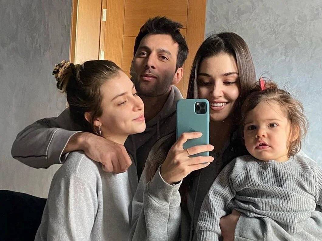 Hande Erçel'in hamile olduğu iddia edilmişti! Doktorundan şok açıklama geldi, Hakan Sabancı’yla nikah... 4